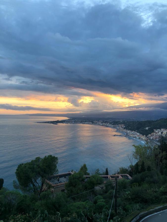 Taormina Center Private Apartments By Fragranza Di Sicilia Exterior foto