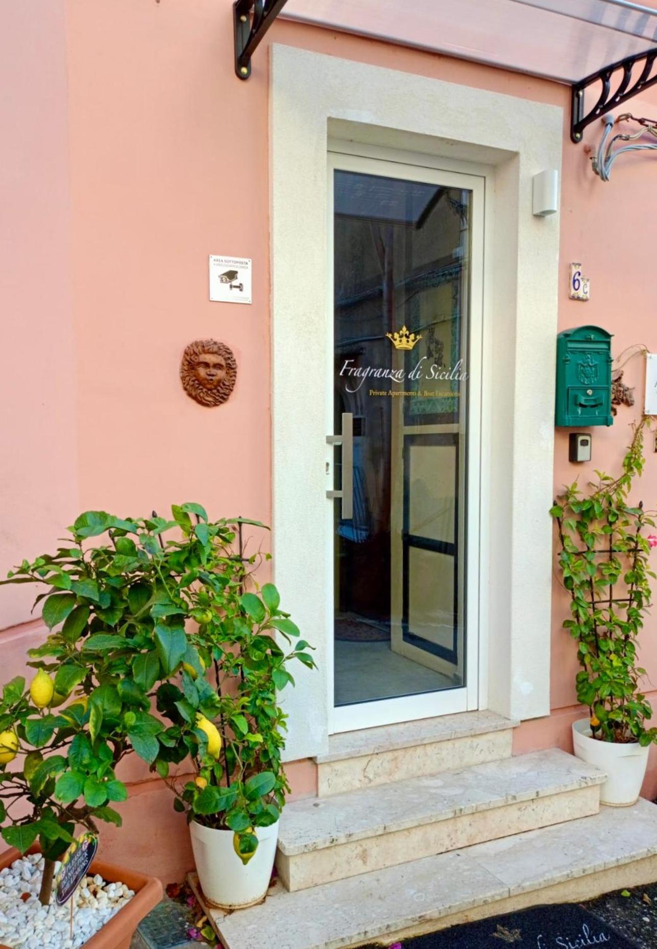 Taormina Center Private Apartments By Fragranza Di Sicilia Exterior foto