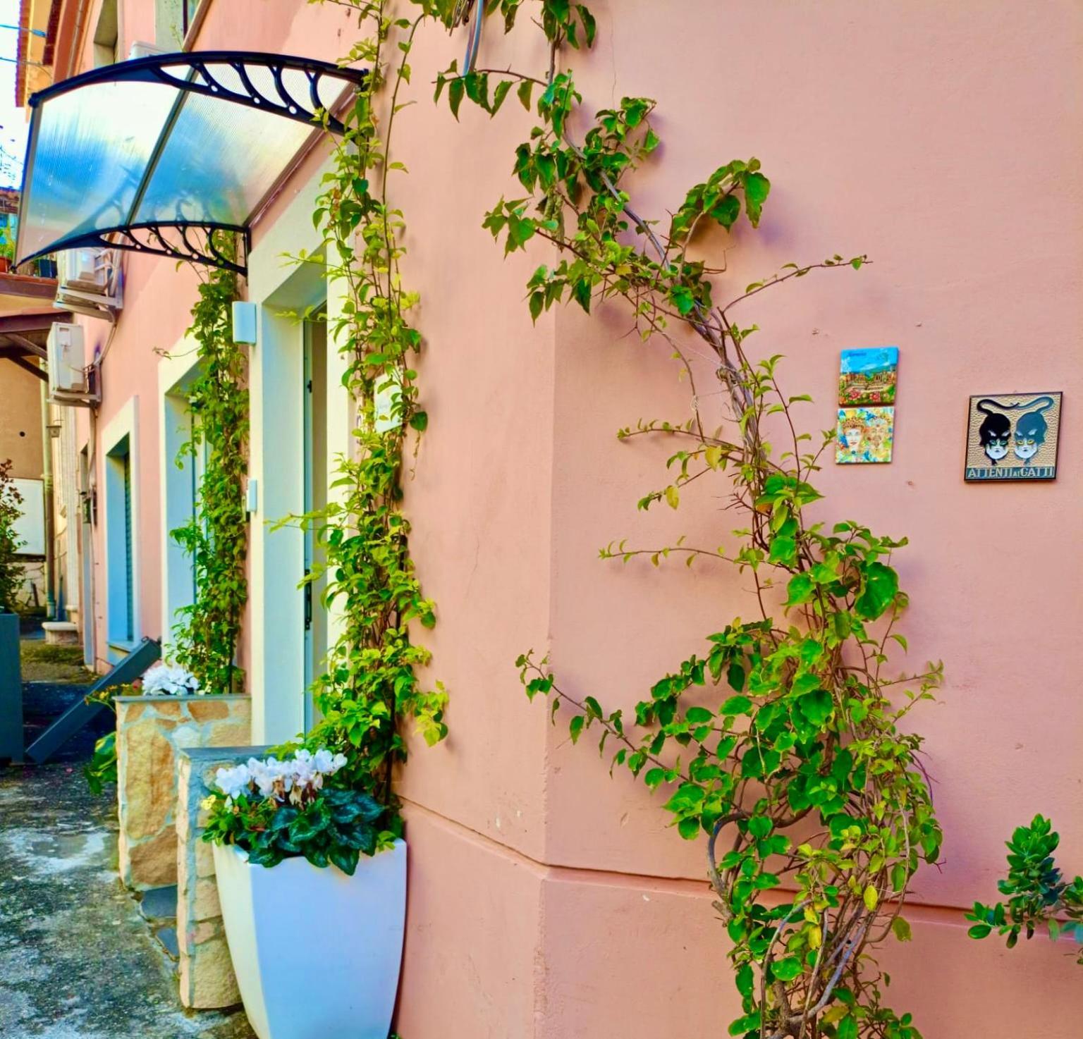 Taormina Center Private Apartments By Fragranza Di Sicilia Exterior foto